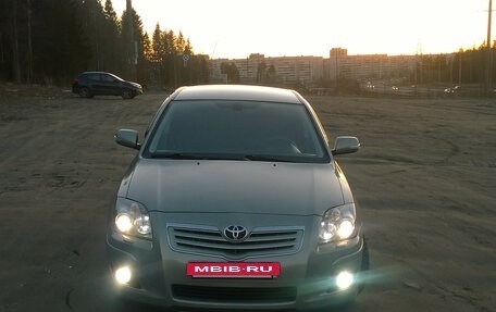 Toyota Avensis III рестайлинг, 2007 год, 500 000 рублей, 15 фотография