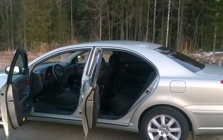 Toyota Avensis III рестайлинг, 2007 год, 500 000 рублей, 17 фотография