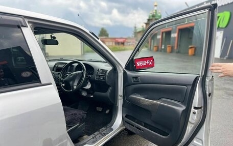 Toyota Probox I, 2005 год, 300 000 рублей, 13 фотография