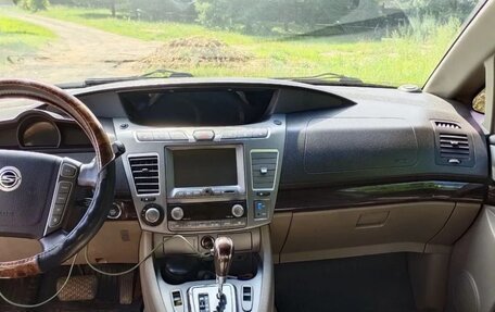 SsangYong Korando Turismo, 2014 год, 1 650 000 рублей, 7 фотография