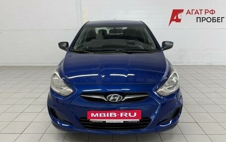 Hyundai Solaris II рестайлинг, 2012 год, 850 000 рублей, 2 фотография