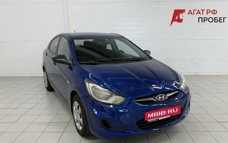 Hyundai Solaris II рестайлинг, 2012 год, 850 000 рублей, 3 фотография