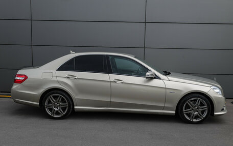 Mercedes-Benz E-Класс, 2012 год, 1 499 000 рублей, 4 фотография