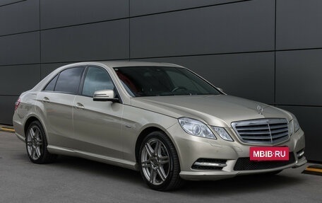 Mercedes-Benz E-Класс, 2012 год, 1 499 000 рублей, 3 фотография