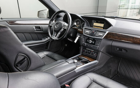 Mercedes-Benz E-Класс, 2012 год, 1 499 000 рублей, 11 фотография