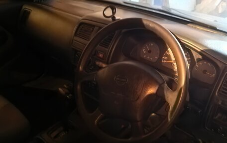 Nissan Pulsar IV, 1996 год, 80 000 рублей, 3 фотография