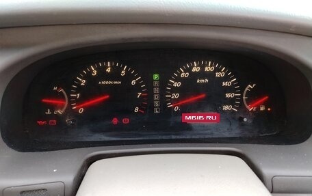 Mazda Millenia I рестайлинг, 2000 год, 200 000 рублей, 7 фотография