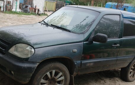 Chevrolet Niva I рестайлинг, 2005 год, 160 000 рублей, 1 фотография