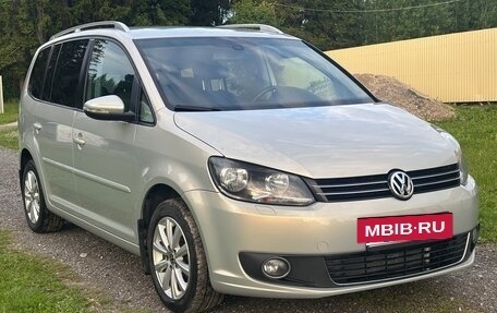 Volkswagen Touran III, 2011 год, 1 035 000 рублей, 27 фотография