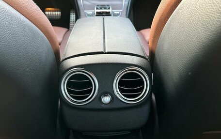 Mercedes-Benz C-Класс, 2016 год, 3 150 000 рублей, 27 фотография