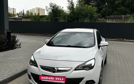Opel Astra J, 2013 год, 590 000 рублей, 3 фотография