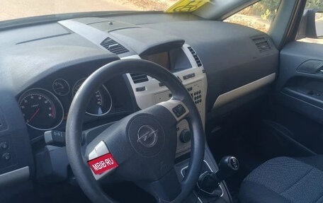Opel Zafira B, 2008 год, 650 000 рублей, 1 фотография