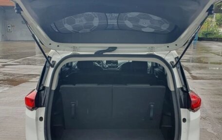 Chevrolet Orlando, 2023 год, 2 000 000 рублей, 8 фотография