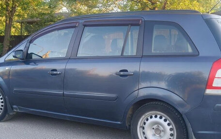 Opel Zafira B, 2008 год, 650 000 рублей, 23 фотография