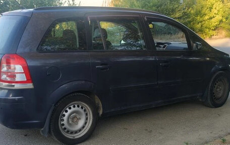 Opel Zafira B, 2008 год, 650 000 рублей, 28 фотография