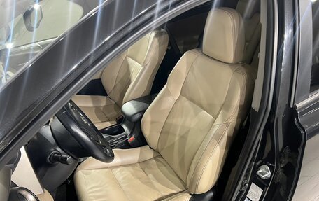Toyota RAV4, 2014 год, 1 990 000 рублей, 13 фотография