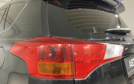 Toyota RAV4, 2014 год, 1 990 000 рублей, 21 фотография