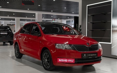 Skoda Rapid I, 2017 год, 1 100 000 рублей, 2 фотография