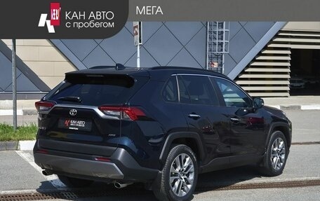 Toyota RAV4, 2019 год, 3 050 000 рублей, 2 фотография