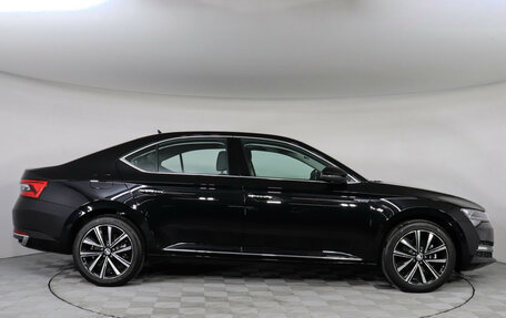 Skoda Superb III рестайлинг, 2025 год, 3 297 000 рублей, 4 фотография