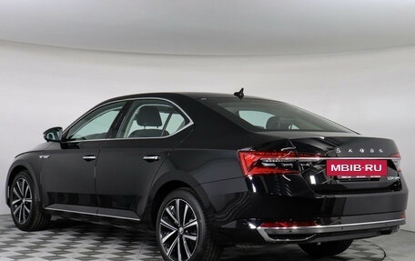 Skoda Superb III рестайлинг, 2025 год, 3 297 000 рублей, 8 фотография