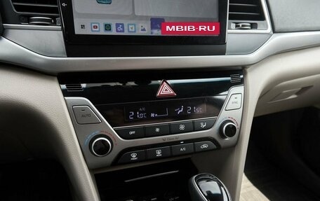 Hyundai Elantra VI рестайлинг, 2016 год, 1 282 450 рублей, 10 фотография
