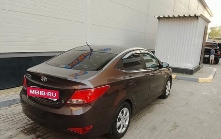 Hyundai Solaris II рестайлинг, 2016 год, 600 000 рублей, 3 фотография