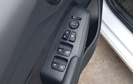 Hyundai Solaris II рестайлинг, 2019 год, 895 000 рублей, 7 фотография