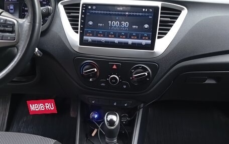 Hyundai Solaris II рестайлинг, 2019 год, 895 000 рублей, 9 фотография