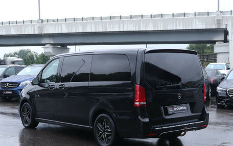 Mercedes-Benz V-Класс, 2018 год, 2 860 000 рублей, 8 фотография