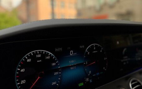 Mercedes-Benz E-Класс, 2022 год, 5 600 000 рублей, 3 фотография