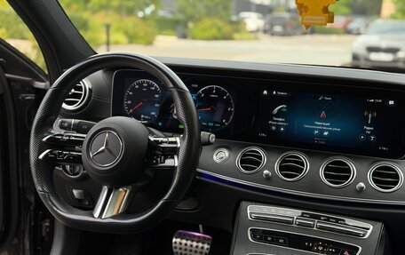 Mercedes-Benz E-Класс, 2022 год, 5 600 000 рублей, 15 фотография