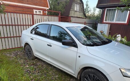 Skoda Rapid I, 2016 год, 1 100 000 рублей, 2 фотография