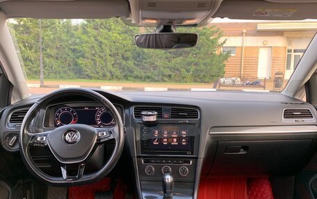 Volkswagen Golf VII, 2020 год, 2 200 000 рублей, 12 фотография