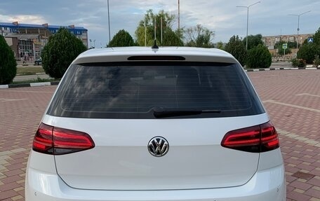Volkswagen Golf VII, 2020 год, 2 200 000 рублей, 18 фотография