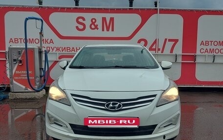 Hyundai Solaris II рестайлинг, 2016 год, 650 000 рублей, 2 фотография