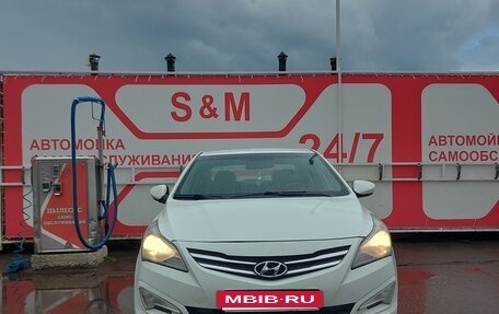 Hyundai Solaris II рестайлинг, 2016 год, 650 000 рублей, 3 фотография