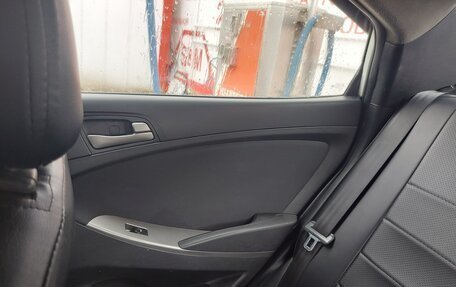 Hyundai Solaris II рестайлинг, 2016 год, 650 000 рублей, 14 фотография