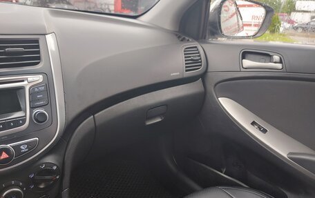 Hyundai Solaris II рестайлинг, 2016 год, 650 000 рублей, 13 фотография