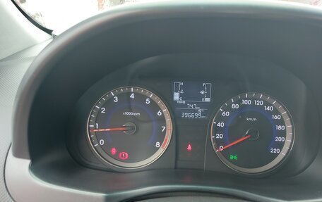 Hyundai Solaris II рестайлинг, 2016 год, 650 000 рублей, 16 фотография