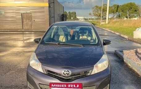 Toyota Yaris III рестайлинг, 2013 год, 790 000 рублей, 6 фотография