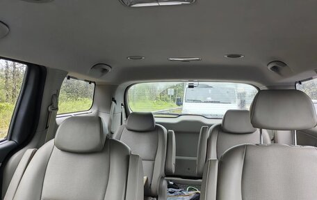 KIA Carnival III, 2019 год, 2 700 000 рублей, 19 фотография