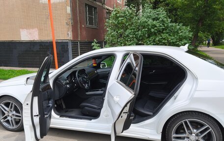Mercedes-Benz E-Класс, 2014 год, 1 950 000 рублей, 6 фотография