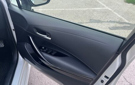 Toyota Corolla, 2021 год, 2 300 000 рублей, 15 фотография