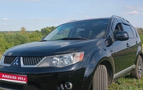 Mitsubishi Outlander III рестайлинг 3, 2008 год, 1 149 000 рублей, 3 фотография