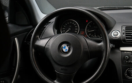 BMW 1 серия, 2009 год, 750 000 рублей, 12 фотография