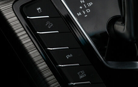 Geely Atlas, 2022 год, 2 000 000 рублей, 16 фотография