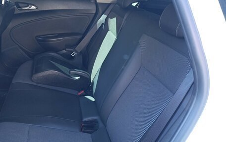 Opel Astra J, 2012 год, 680 000 рублей, 7 фотография