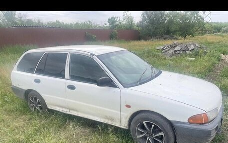 Mitsubishi Libero I рестайлинг, 2000 год, 110 000 рублей, 31 фотография