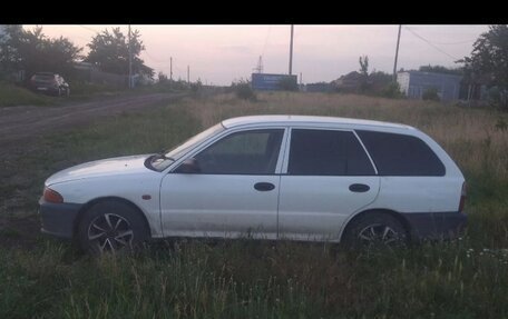 Mitsubishi Libero I рестайлинг, 2000 год, 110 000 рублей, 33 фотография